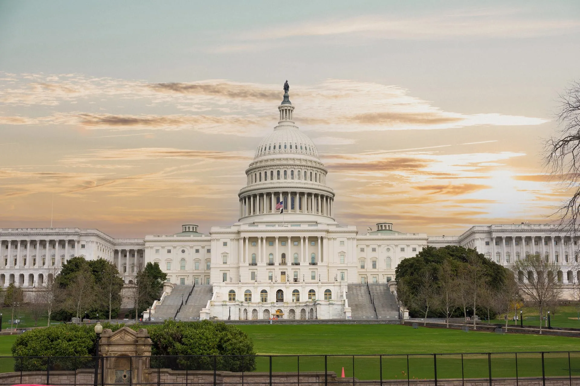 The United States Capitol, where public-sector service commitments are set